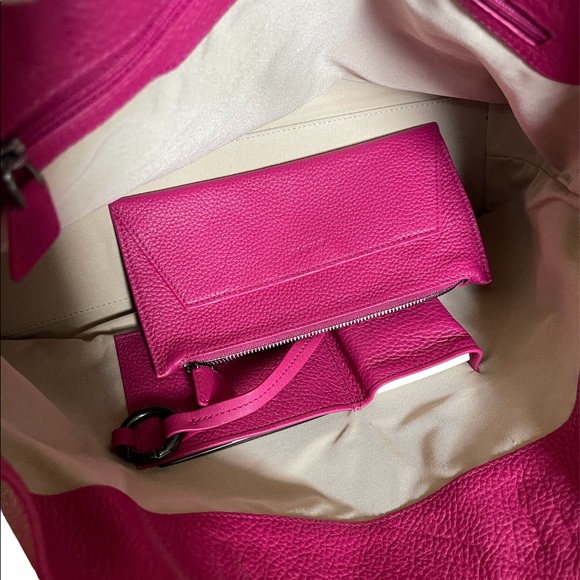 ***SOLD*** AKRIS | Authentic 100% leather Pink Medium Foldable Tote Star Bag - Picture 11 of 15